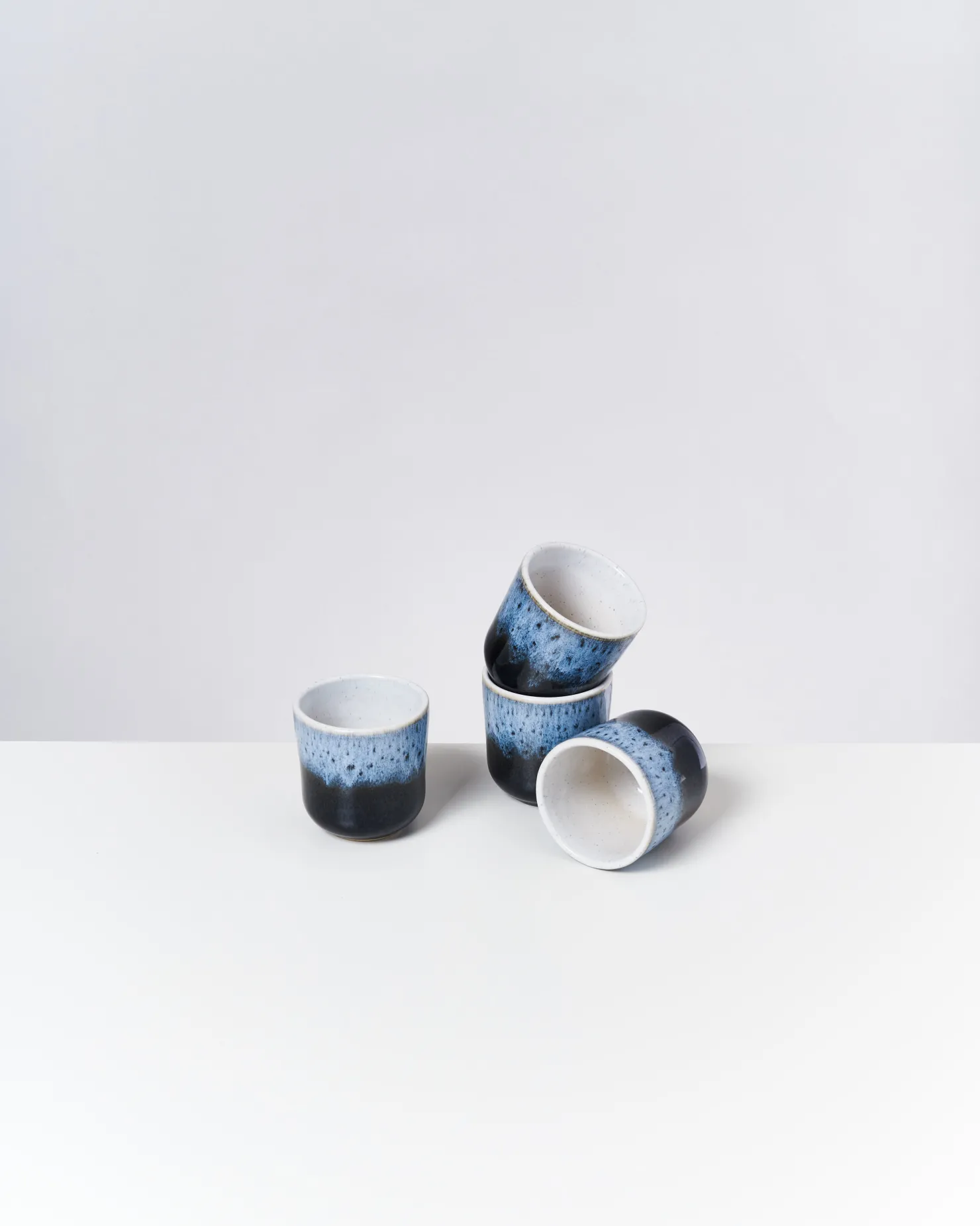 alcachofra__cup_small_black_2.webp Motel a Miio Kleine Becher^Alcachofra - Cup Small black