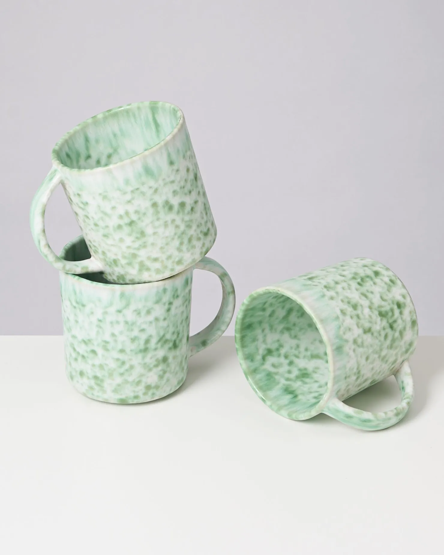 almada__mug_big_green_speckled_6.webp Motel a Miio Große Tassen^Almada - Mug Big Green Speckled grün gesprenkelt