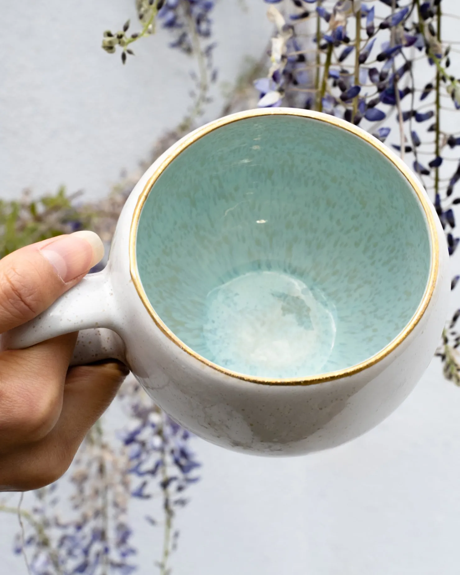 areia__mug_big_azure_with_gold_rim_7.webp Motel a Miio Große Tassen^Areia - Mug Big With Gold Rim azure