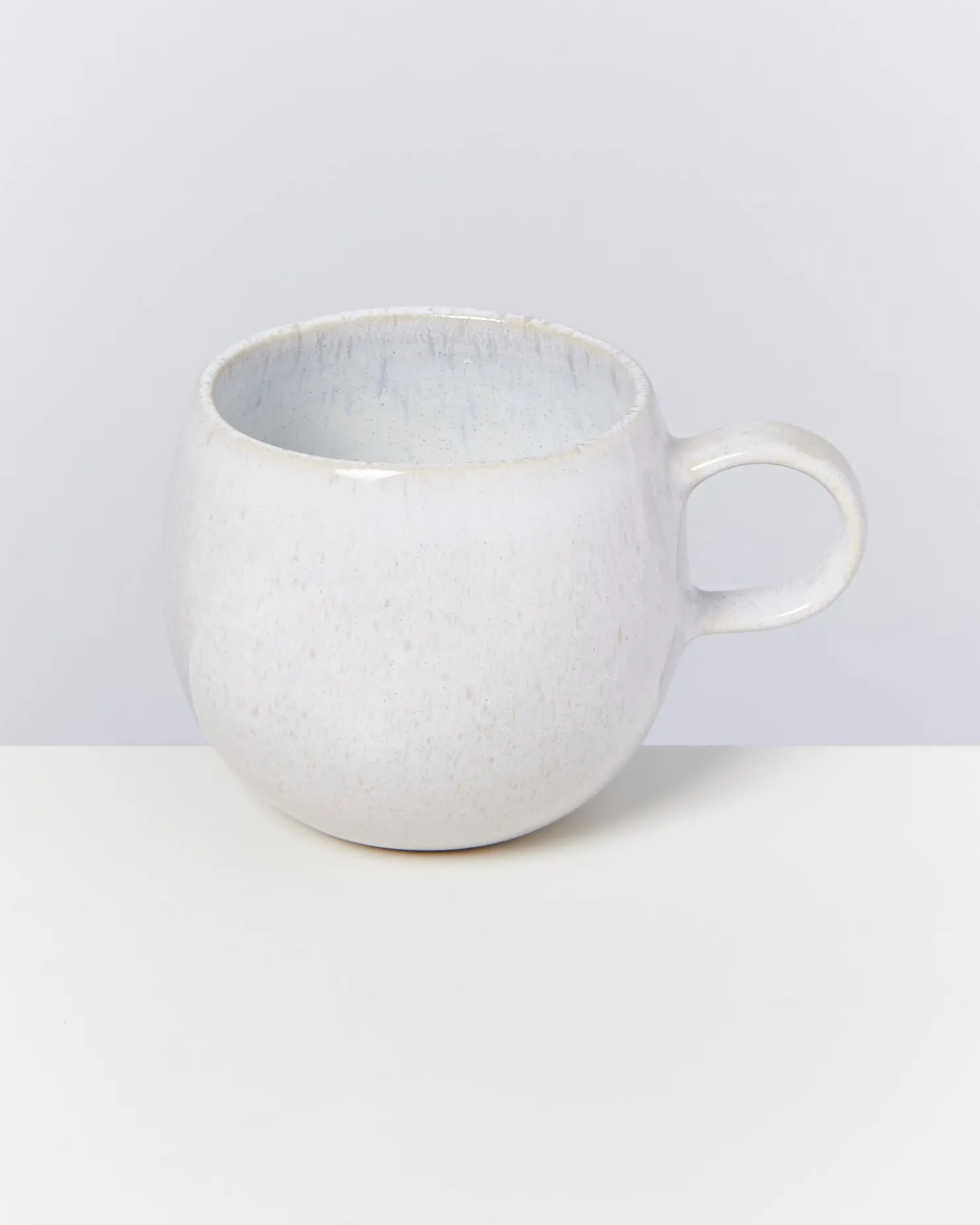 areia__mug_big_white_4.webp Motel a Miio Große Tassen^Areia - Mug Big white