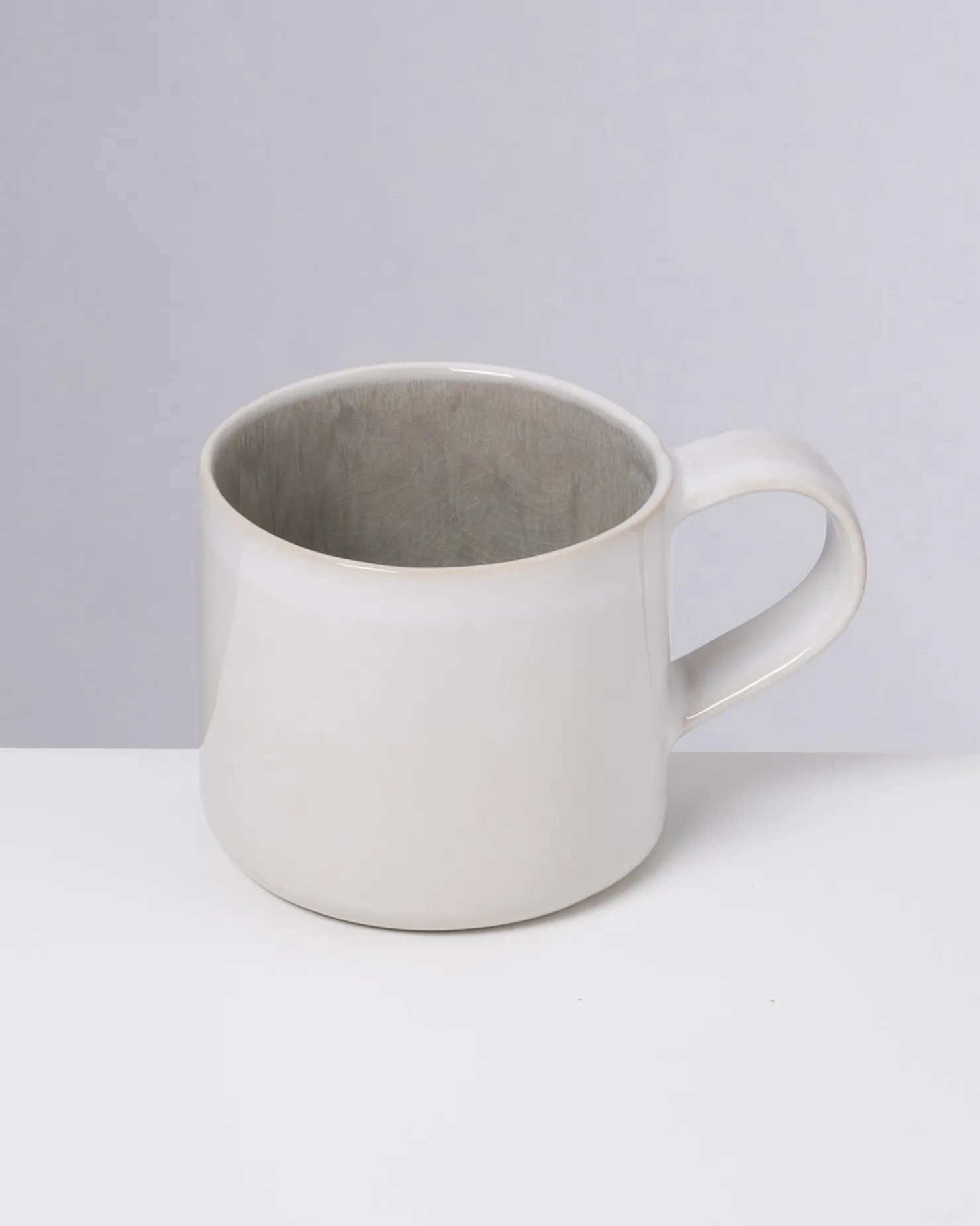 areia_ndoa_mug_grau_2.webp Motel a Miio Große Tassen^Areia Nódoa Mug Grau Gray