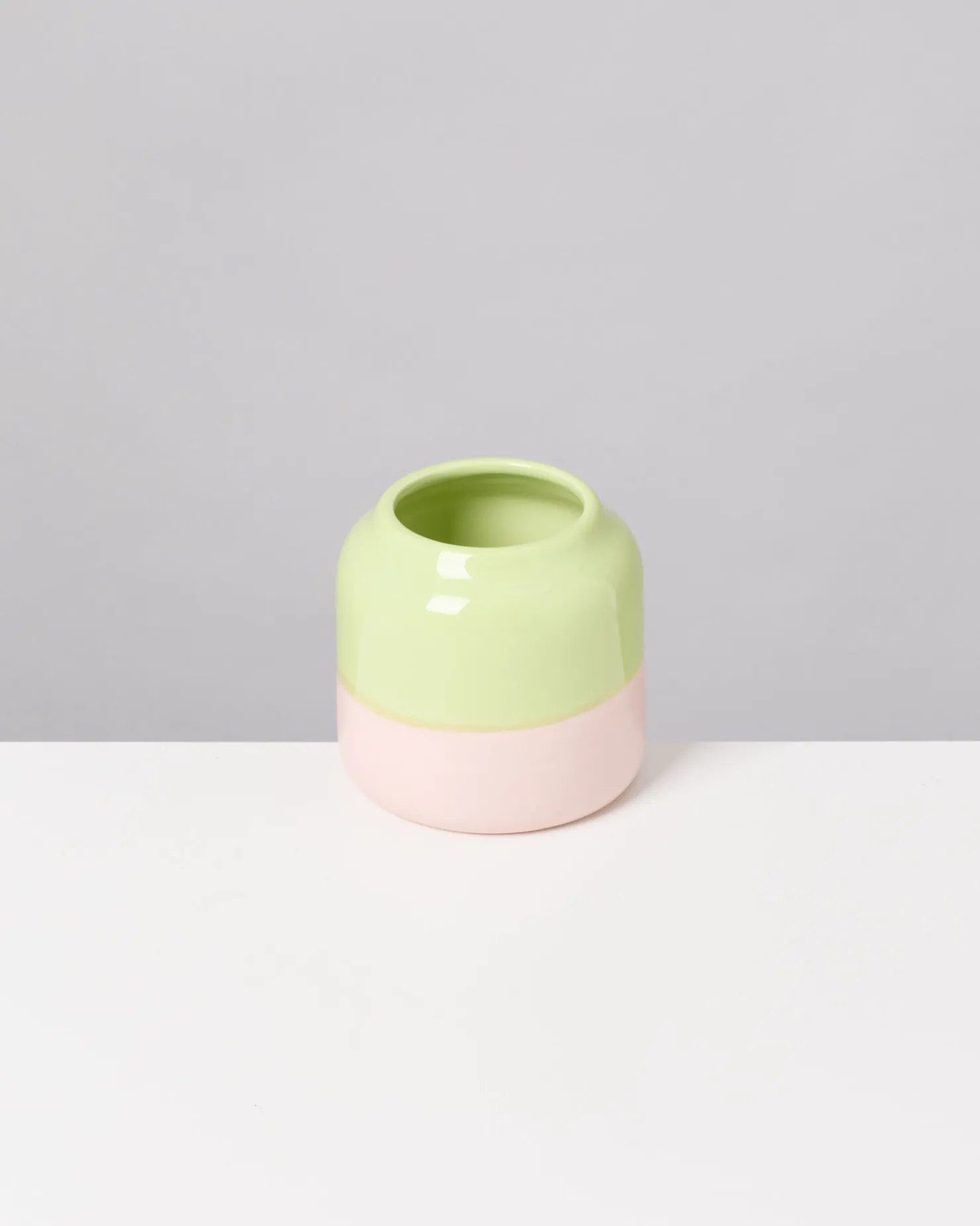 beb_vase__lime_rose_6.webp Motel a Miio Kleine Vasen^Bebé Vase - Lime Rose lime rosé