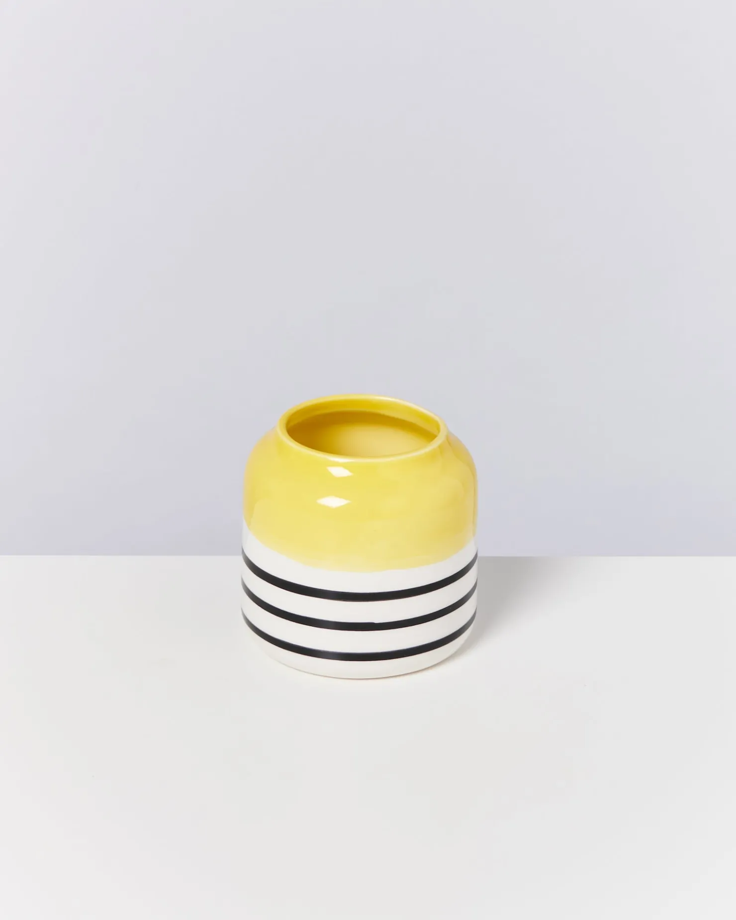 Motel a Miio Kleine Vasen^Bebé Vase - Yellow Black Striped gelb schwarz gestreift