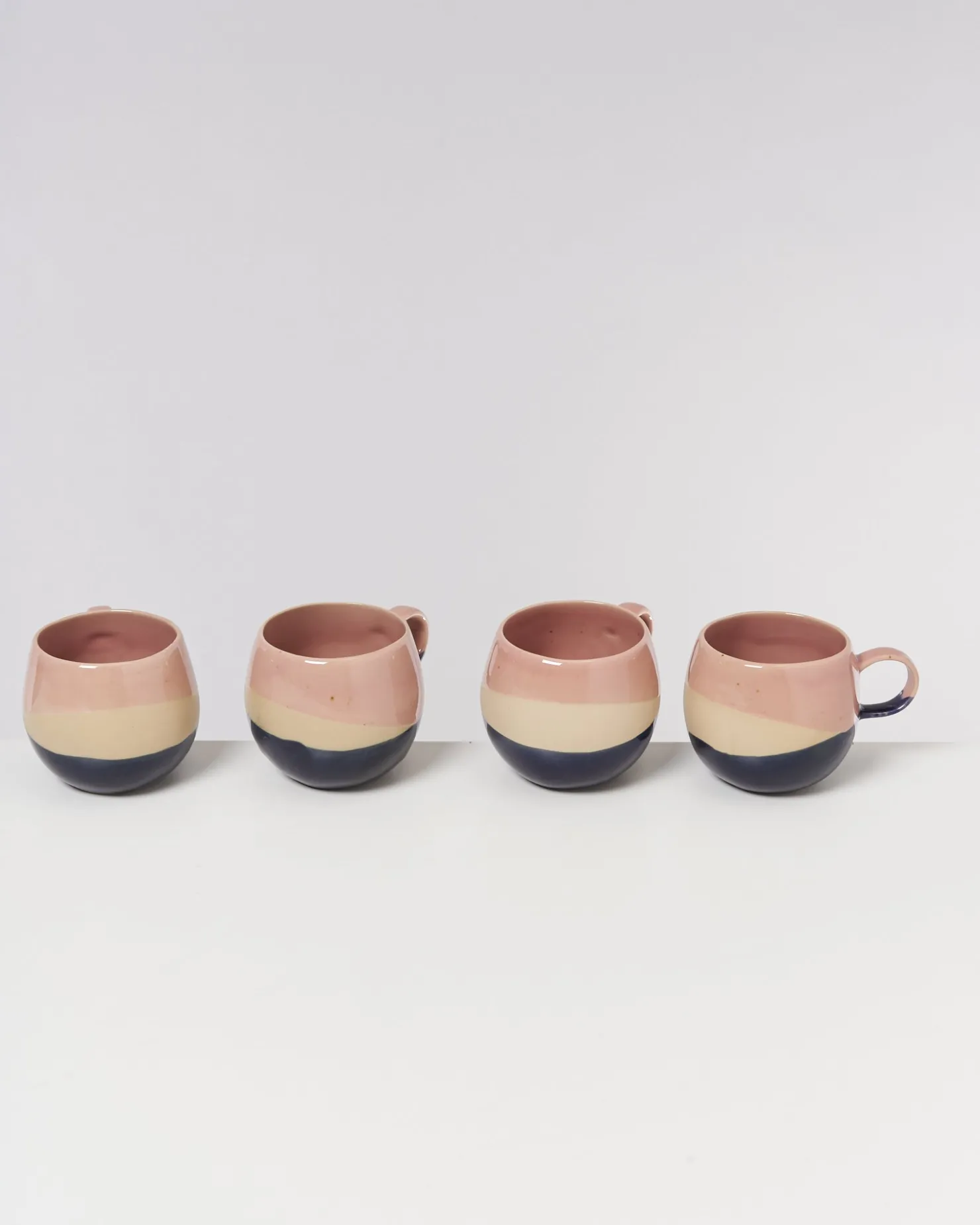 bica__mug_big_navy__pink_4.webp Motel a Miio Große Tassen^Bica - Mug Big Navy / Pink pink navy cream