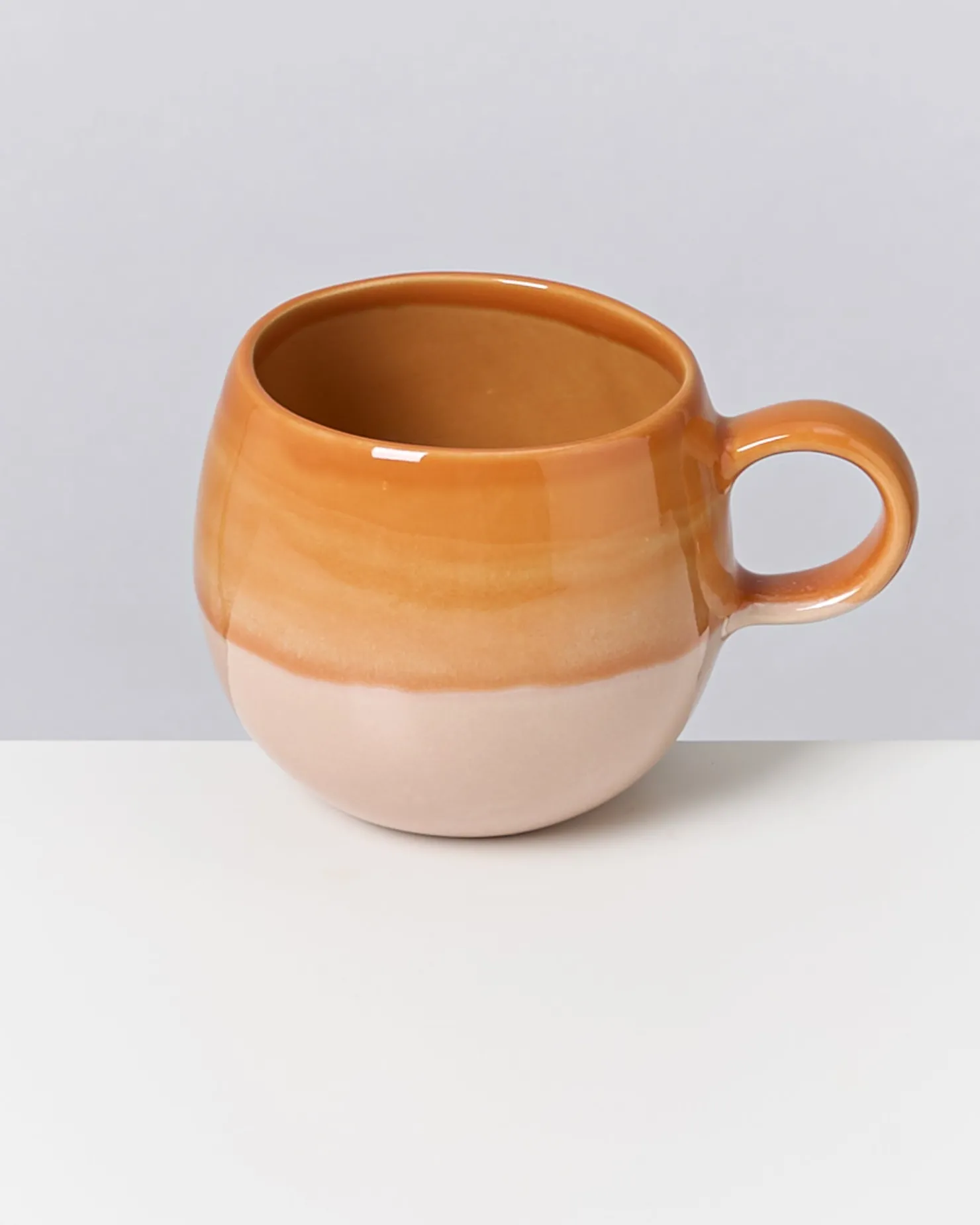 bica__mug_big_orange_5.webp Motel a Miio Große Tassen^Bica - Mug Big orange