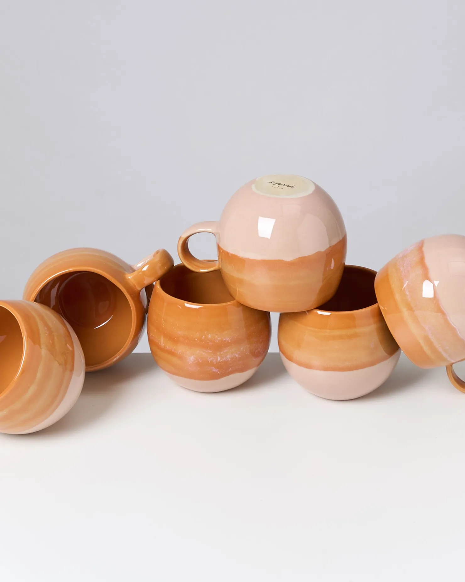 bica__set_of__mugs_big_orange_4.webp Motel a Miio Tassen-Sets^Bica - Set Of 6 Mugs Big orange