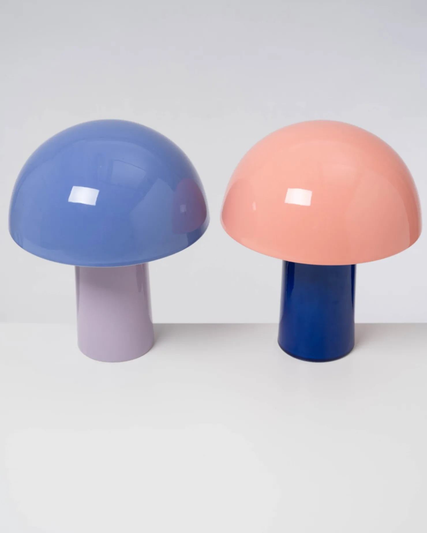 cogumelo__ceramic_lamp_pink_blue_2.webp Motel a Miio Lampen^Cogumelo - Ceramic Lamp Pink Blue rosa blau