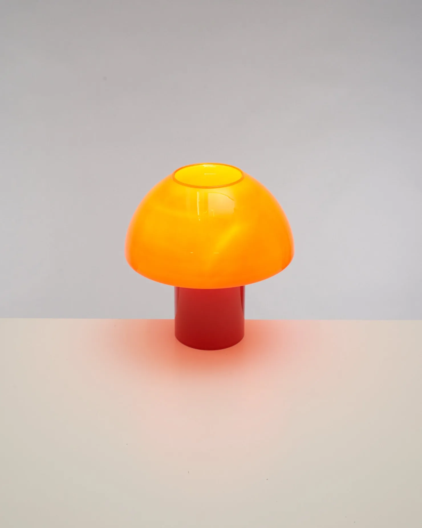 cogumelo__glass_lamp_orange_red_5.webp Motel a Miio Lampen^Cogumelo - Glass Lamp Orange Red orange rot