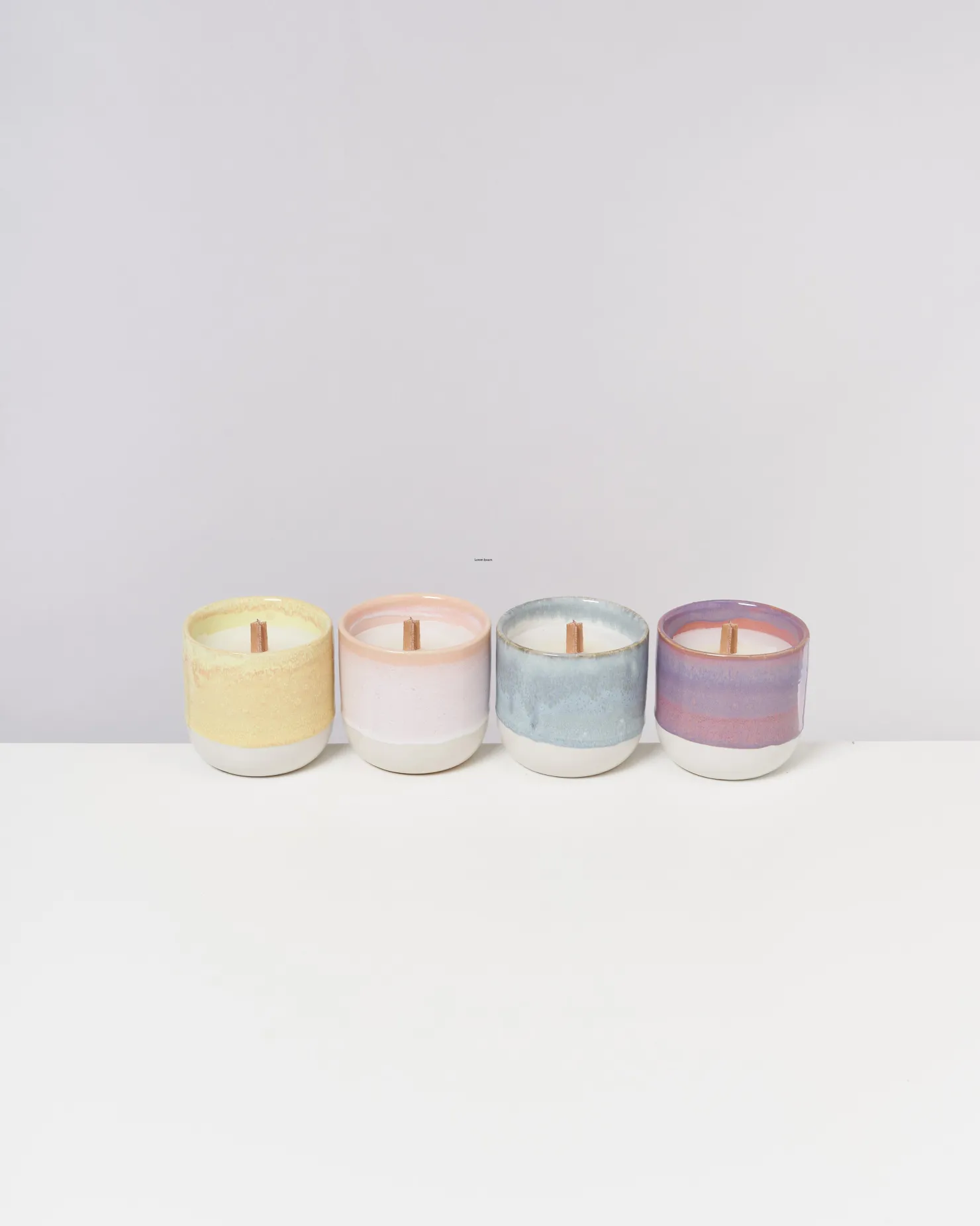 coimbra__scented_candle_dia_no_mar_lilac_pink_10.webp Motel a Miio Duftkerzen^Coimbra - Scented Candle "Dia No Mar" Lilac Pink lila rosa