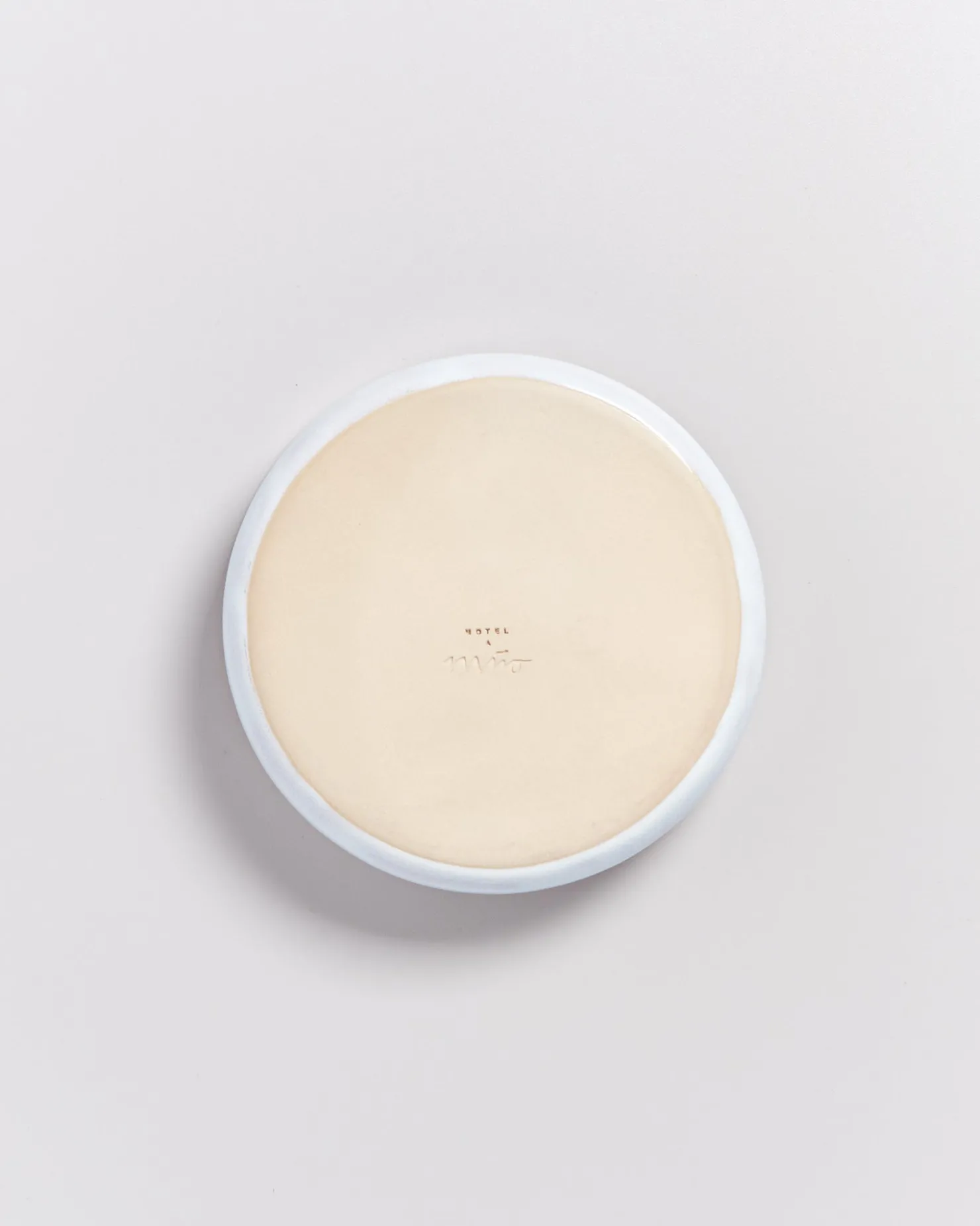 cordoama__mini_plate_deep_azure_3.webp Motel a Miio Schmuckschälchen^Cordoama - Mini Plate Deep Azure white