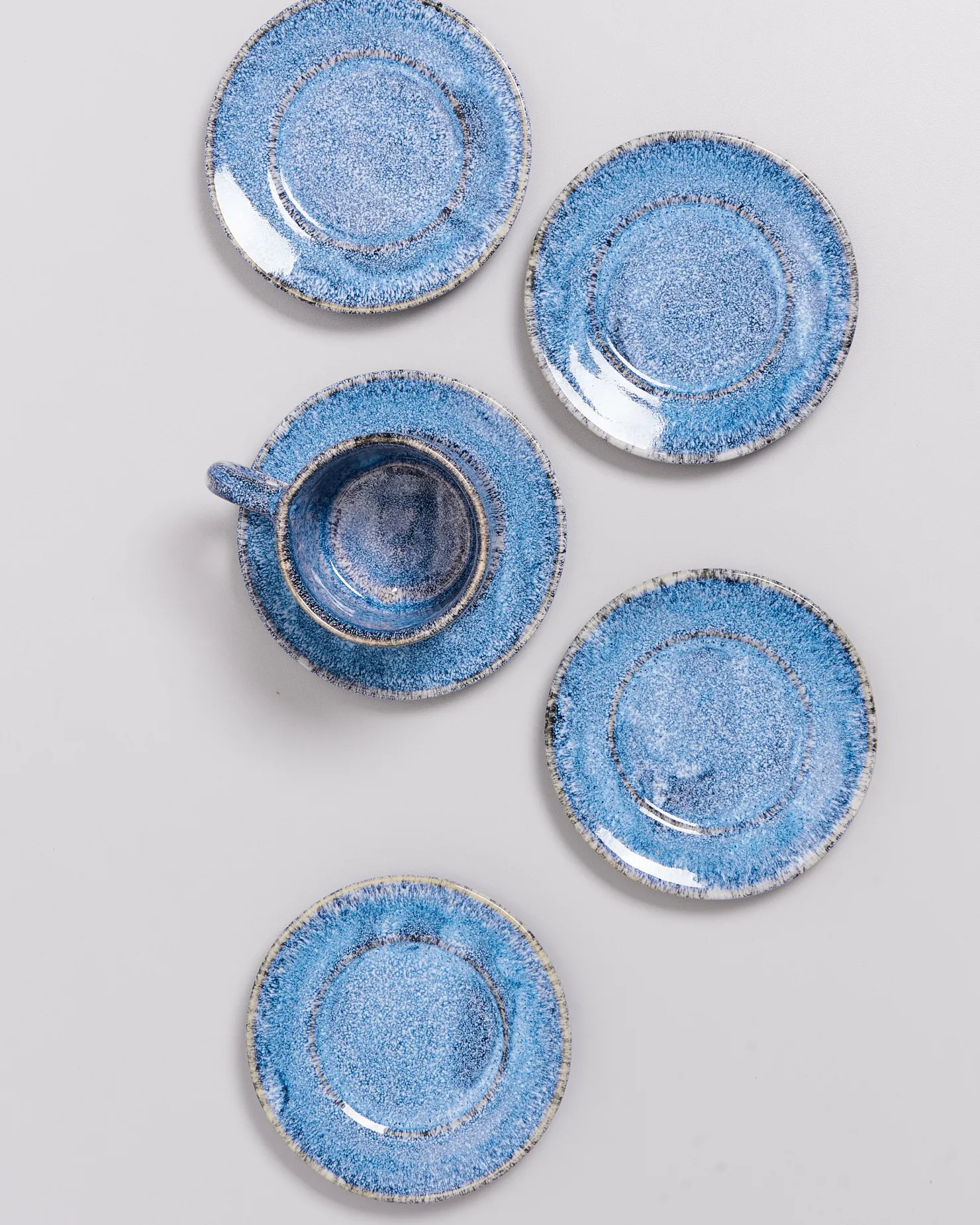 cordoama__saucer_blue_speckled_2.webp Motel a Miio Untertassen^Cordoama - Saucer Blue Speckled blau gesprenkelt