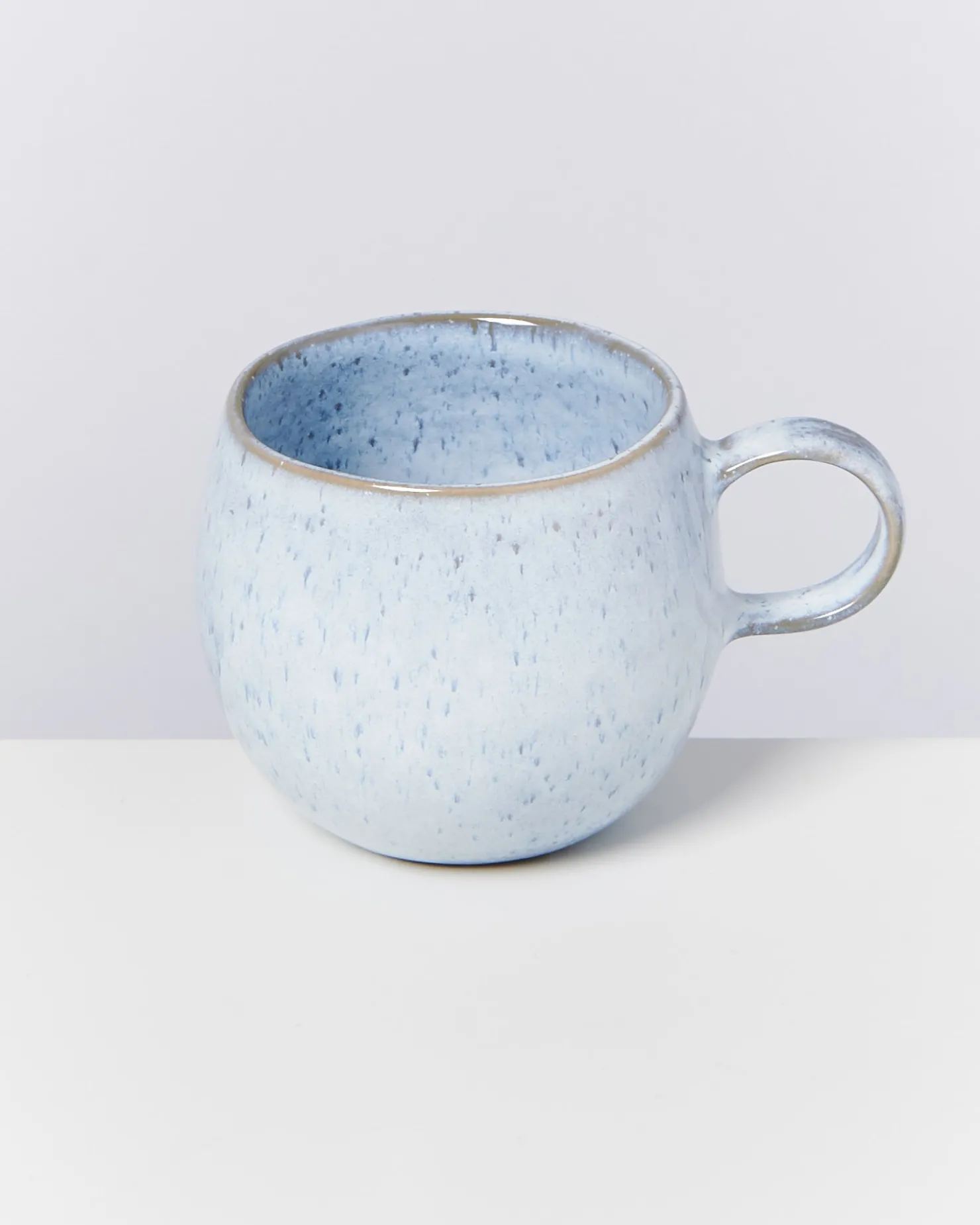 frio__mug_big_2.webp Motel a Miio Große Tassen^Frio - Mug Big blau weiß