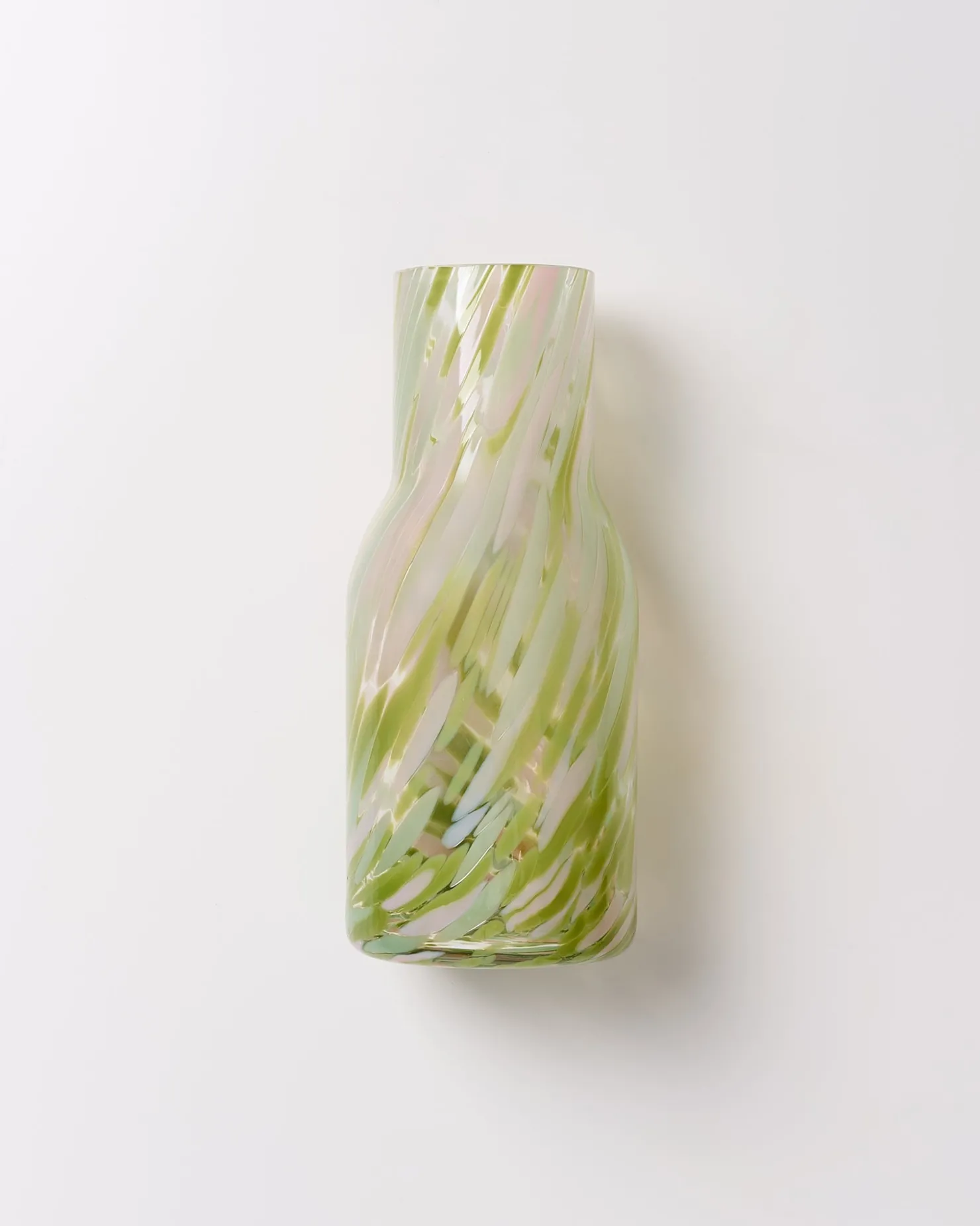 joia__decanter_drops_green_pink_7.webp Motel a Miio Glaskaraffen^Joia - Decanter Drops Green Pink grün rosa