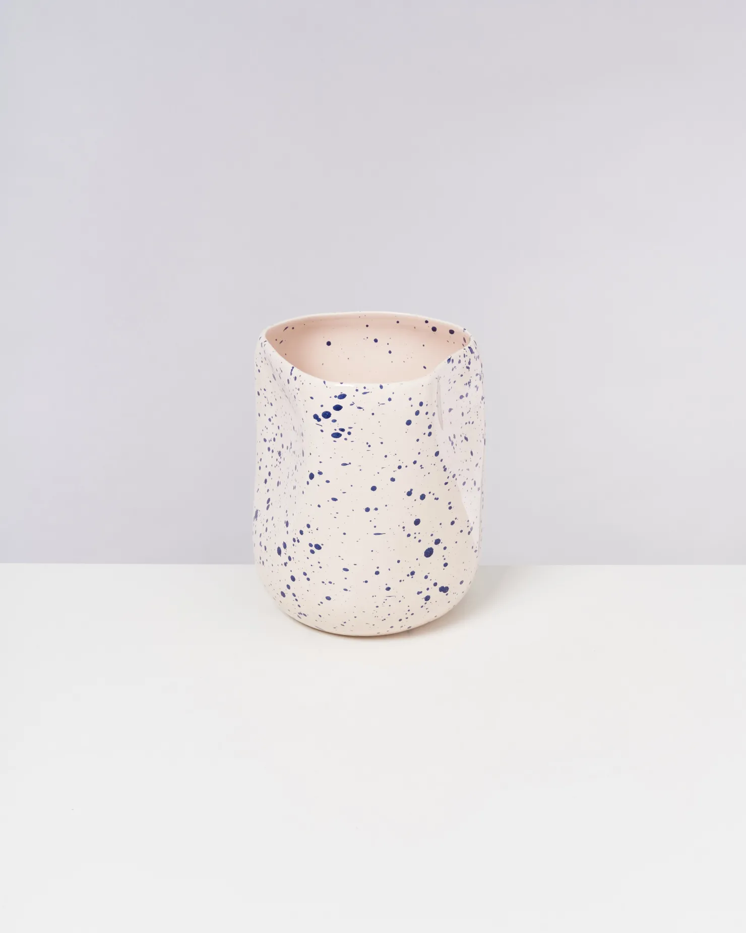 Motel a Miio Große Vasen^João Vase L Rose Blue Speckled rosé blau gesprenkelt