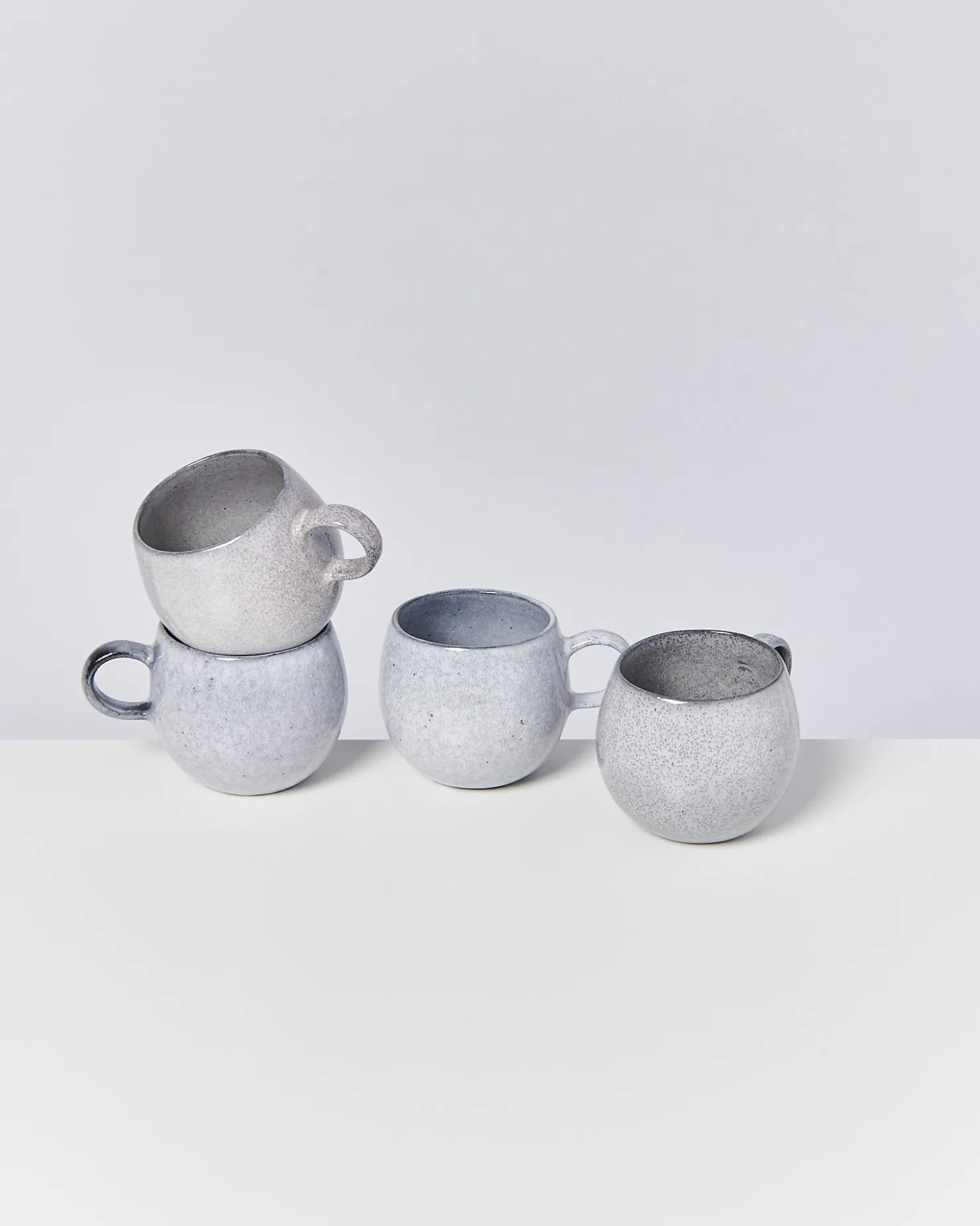 mae__set_of__mugs_big_grey_2-1.webp Motel a Miio Tassen-Sets^Mae - Set Of 4 Mugs Big Grey Gray