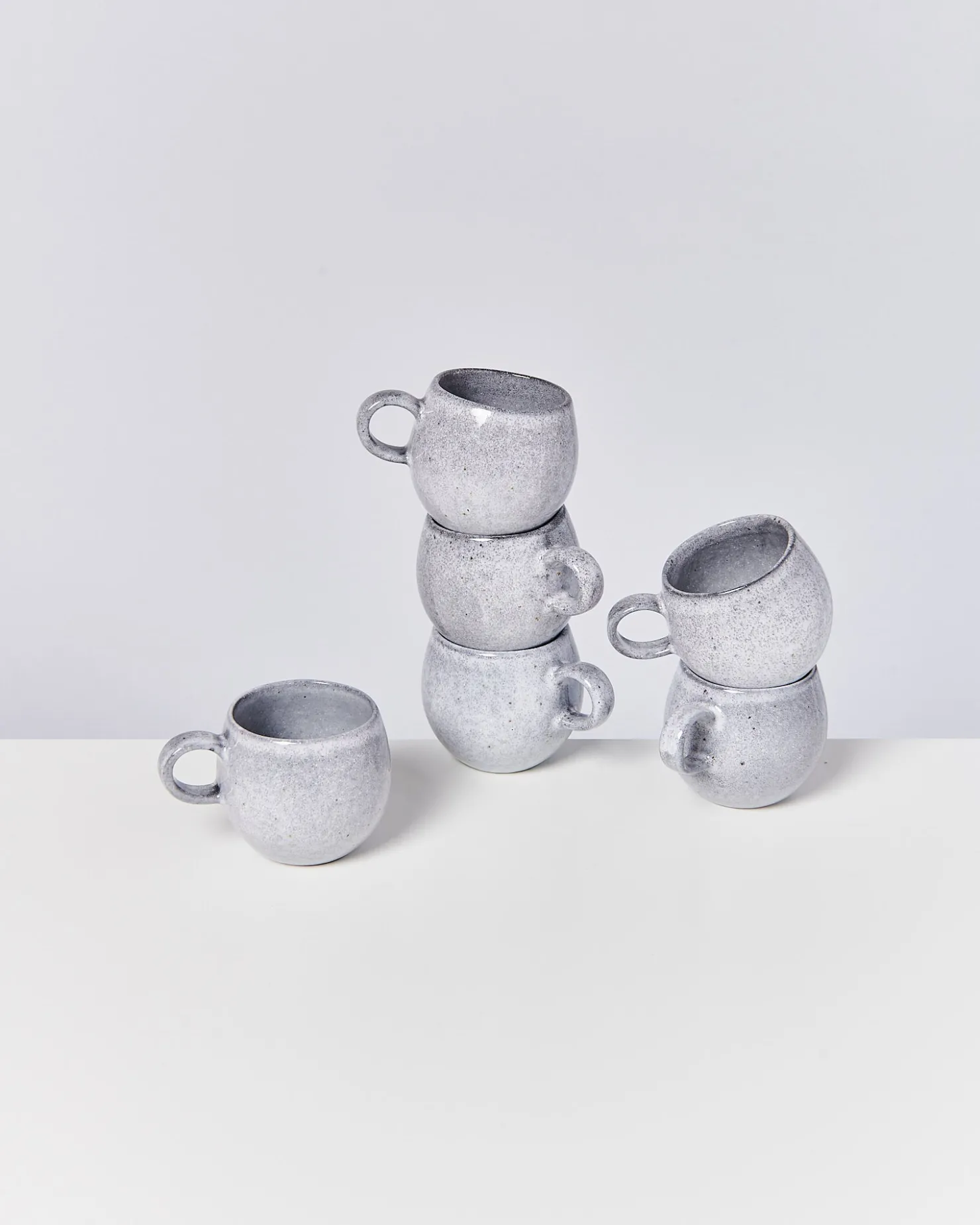 mae__set_of__mugs_small_grey_2.webp Motel a Miio Tassen-Sets^Mae - Set Of 6 Mugs Small Grey Gray