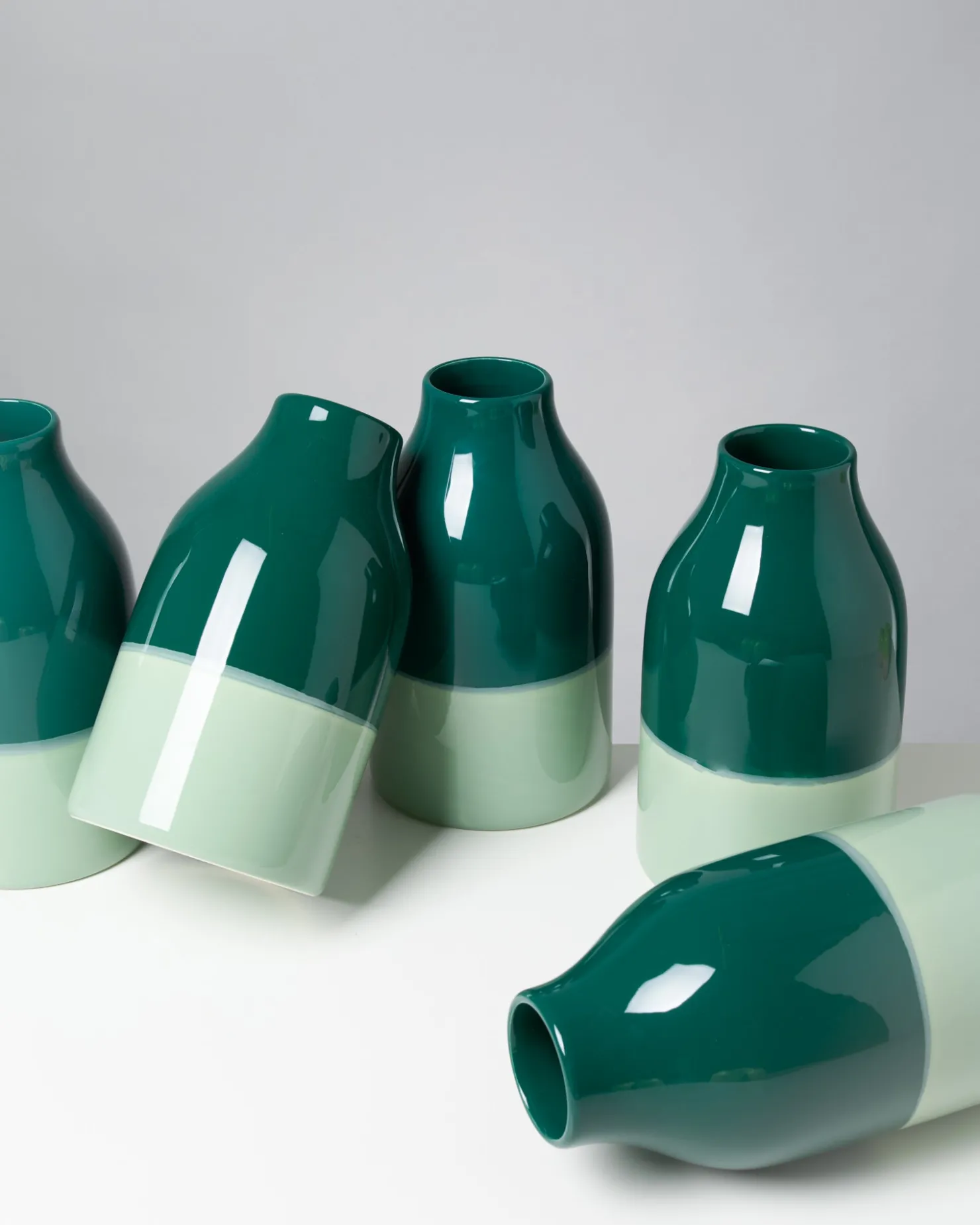 marisa_vase__darkgreen_sage_2.webp Motel a Miio Mittlere Vasen^Marisa Vase - Darkgreen Sage dark green sage