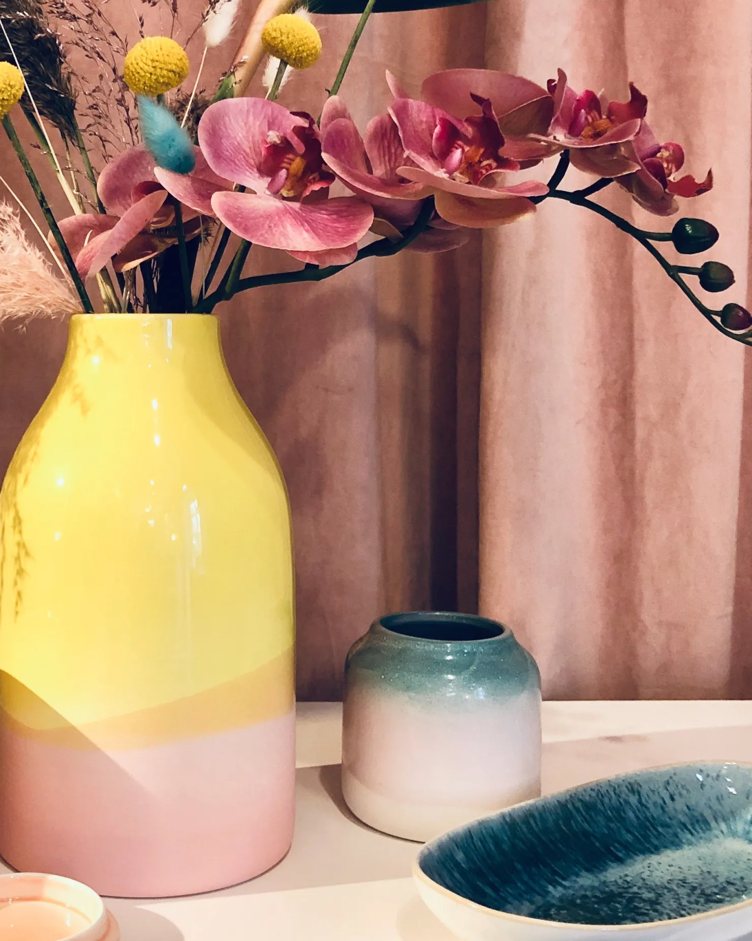 Motel a Miio Mittlere Vasen^Marisa Vase - yellow rose