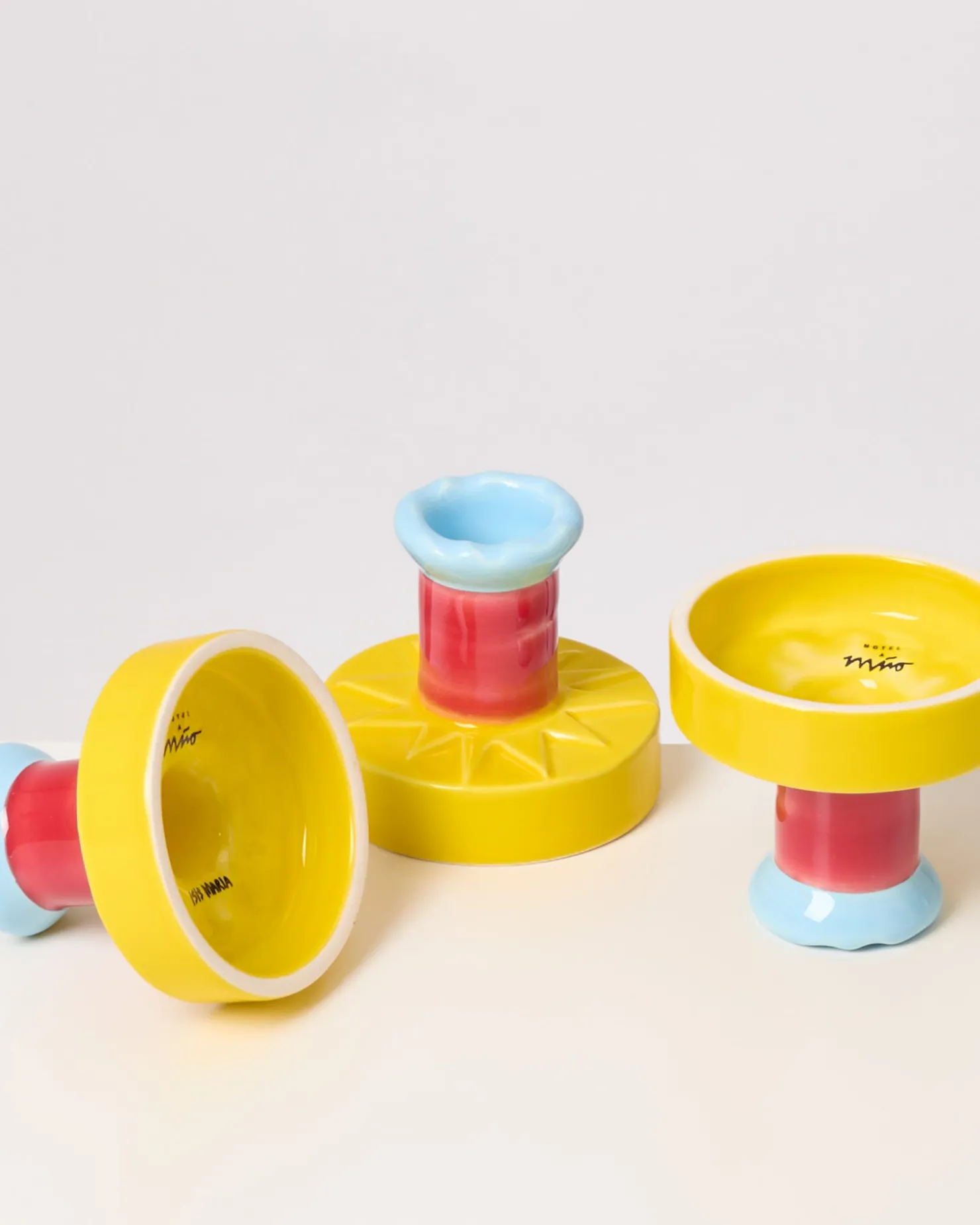 motel_a_miio_x_isismaria_brisa_candleholder_yellow_red_10.webp Motel a Miio Kerzen Und Kerzenständer^ X Isis-Maria Brisa Candleholder Yellow Red gelb rot