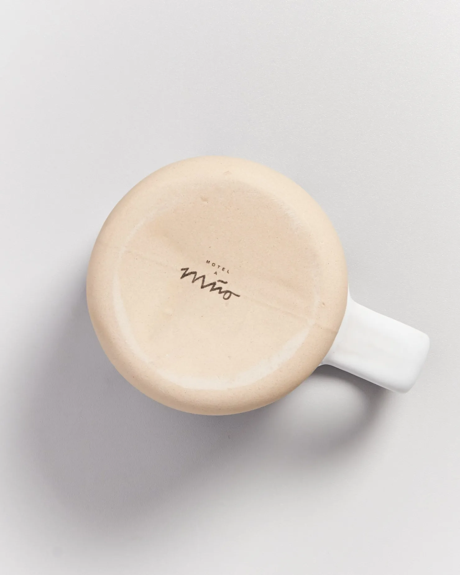 ndoa__mug_white_blue_4.webp Motel a Miio Große Tassen^Nódoa - Mug white blue