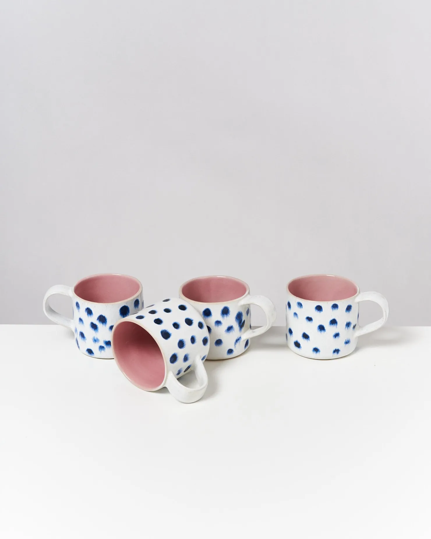 Motel a Miio Tassen-Sets^Nódoa - Set Of 4 Mugs Pink With Dots rosa mit Punkten