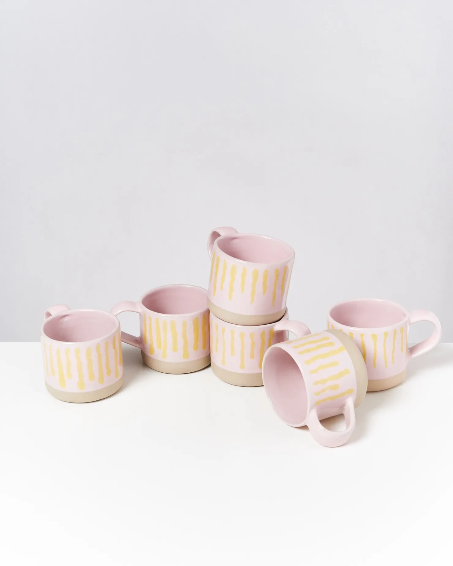 ndoa__set_of__mugs_pink_yellow_striped_2.webp Motel a Miio Tassen-Sets^Nódoa - Set Of 6 Mugs Pink Yellow Striped rosa gelb gestreift