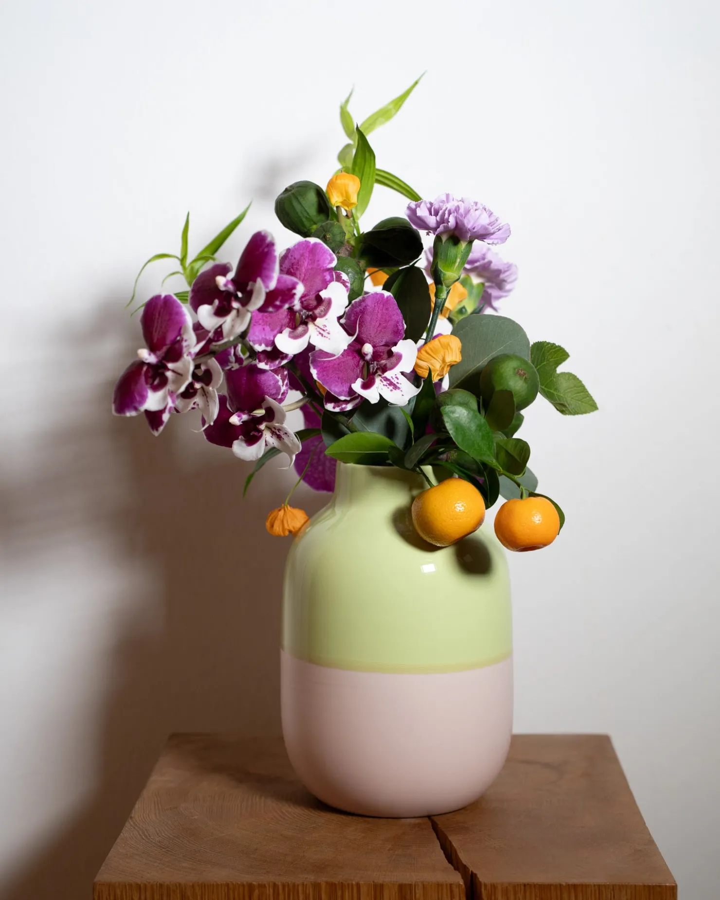 Motel a Miio Mittlere Vasen^Nuno Vase M - lime rose