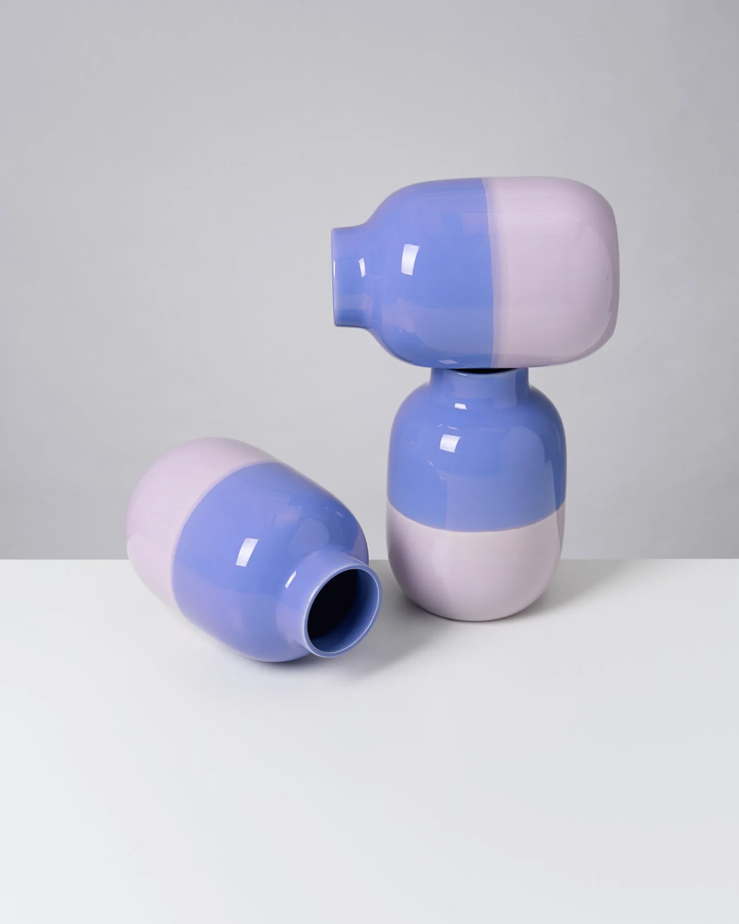nuno_vase_m_cornflower_lilac_3.webp Motel a Miio Mittlere Vasen^Nuno Vase M cornflower lilac