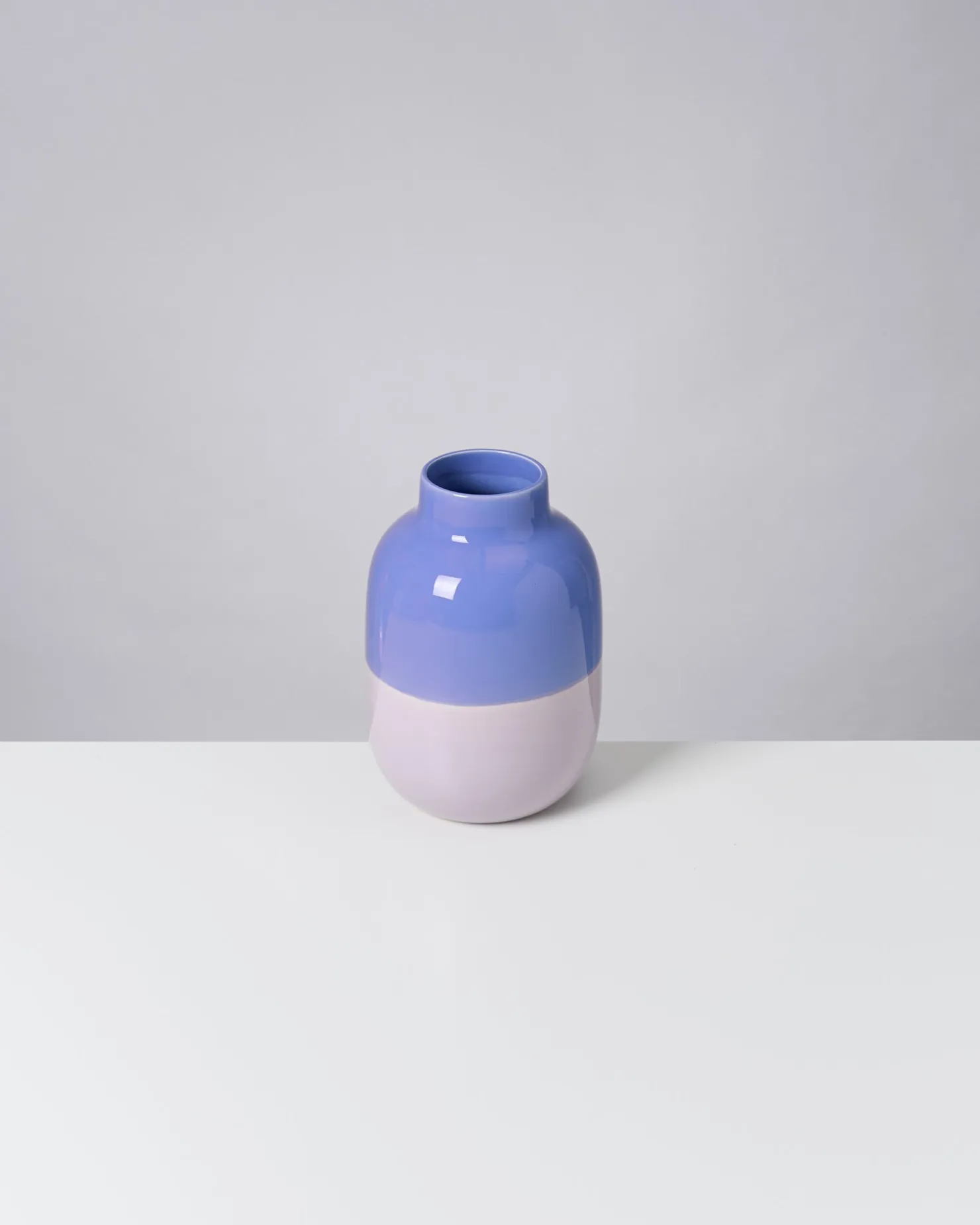 nuno_vase_m_cornflower_lilac_7.webp Motel a Miio Mittlere Vasen^Nuno Vase M cornflower lilac