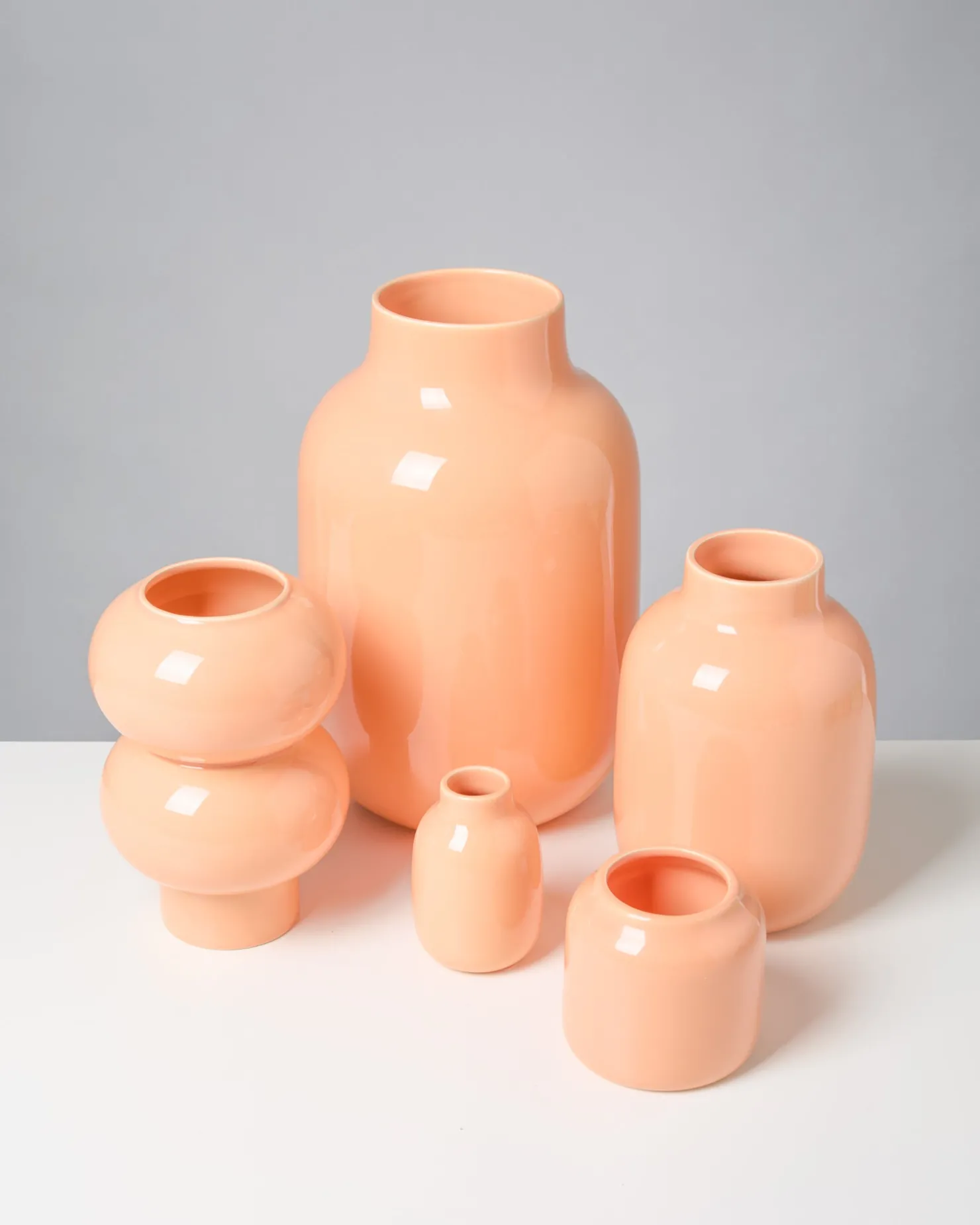 nuno_vase_s_peach_3.webp Motel a Miio Kleine Vasen^Nuno Vase S peach