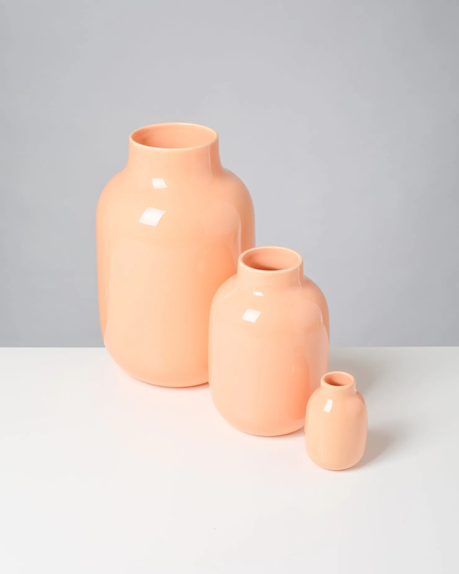 nuno_vase_s_peach_7.webp Motel a Miio Kleine Vasen^Nuno Vase S peach