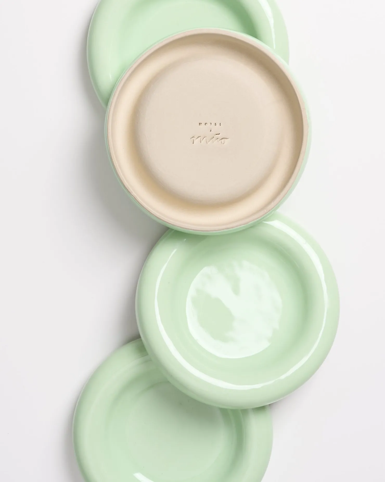 seia__saucer_small_matcha_4.webp Motel a Miio Untertassen^Seia - Saucer Small matcha
